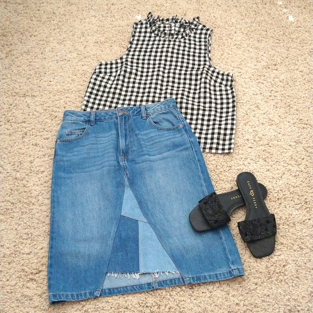 Cute Patchwork Denim Skirt Size 4